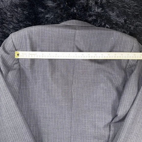 Ungaro Uomo Blazer Mens 44L Gray Pinstripe Wool Double Breasted Made Italy - Picture 13 of 13